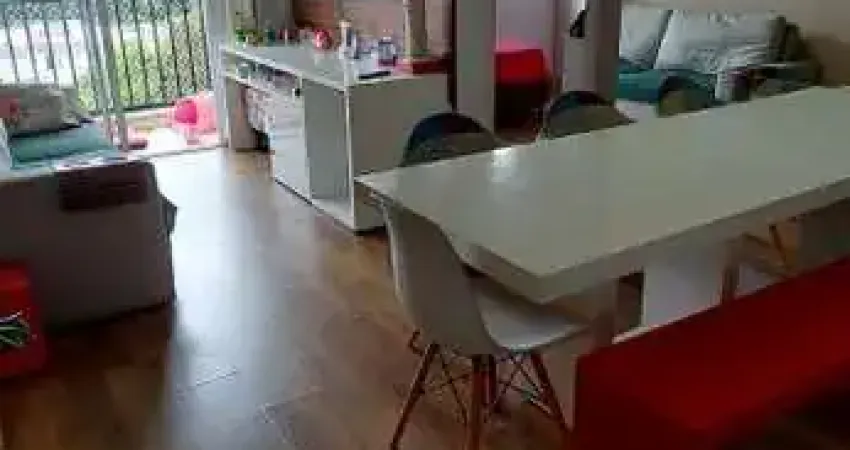 Apartamento à venda em Osasco-SP, bairro Umuarama: 2 quartos, 2 salas, 1 banheiro, 1 vaga de garagem, 52,00m². Venha conferir!