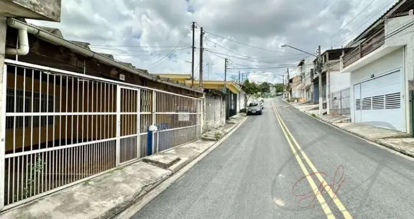 Casa residencial para Venda Jardim das Flores, Osasco 3 dormitórios, 2 salas, 2 banheiros, 2 vagas 110,00 m² construída, 85,00 m² terreno