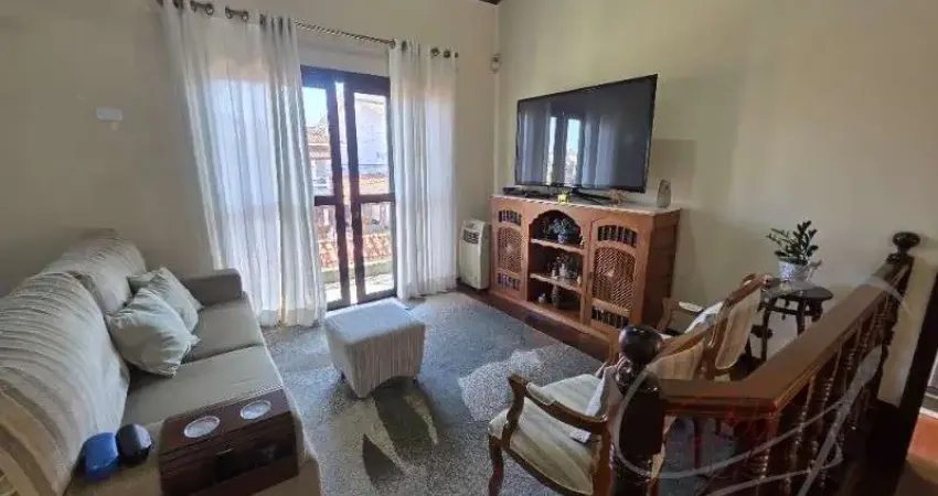 Sobrado a venda em condominio fechado na Rua Natalino Popi - Adalgisa
