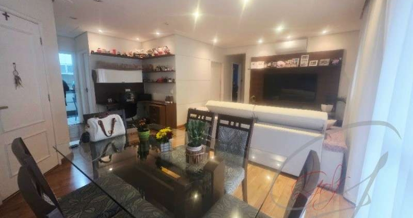 Apartamento, 90 m² com 3 dormitórios, sendo 1 suíte, sala ampliada com varanda, lavabo, 2 banheiros, e 2 vagas( tamanho G) cobertas demarcadas.