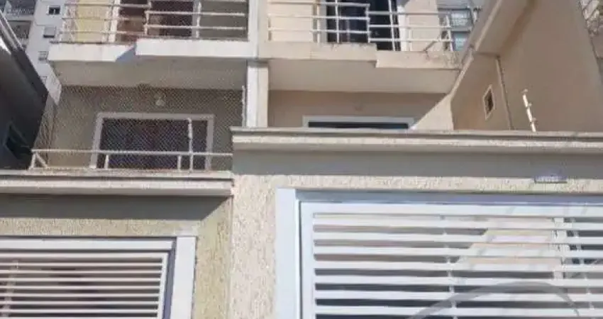Casa de alto padrão com 3 suítes e 4 vagas na Vila São Francisco, São Paulo-SP!