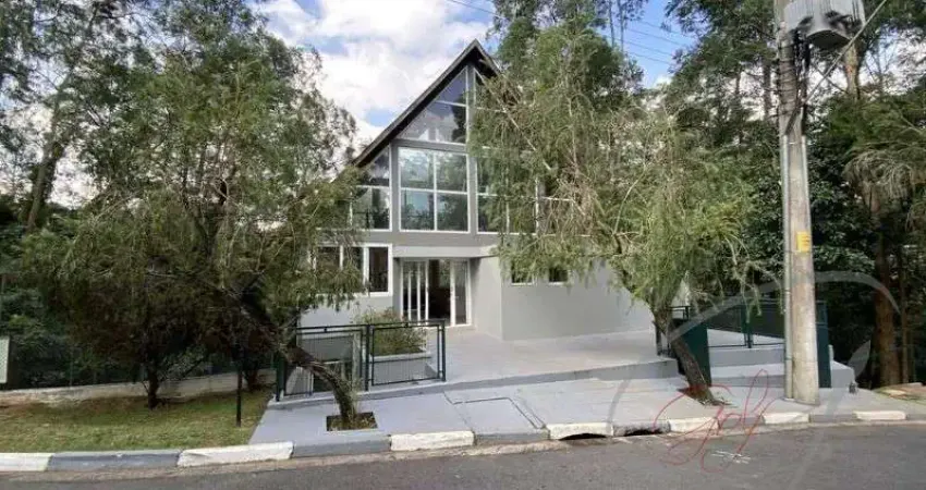 Casa residencial para Venda Granja Viana, Cotia 3 dormitórios sendo 3 suítes, 4 banheiros, 2 vagas 147,98 m² construída, 339,79 m² terreno