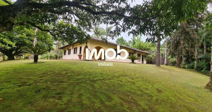 Casa 1 suíte + 2 quartos, Chico de Paulo