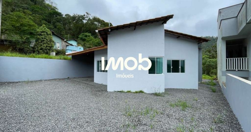 Casa com 2 quartos, Amizade