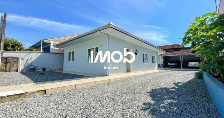 Casa com 3 quartos, Tifa Martins