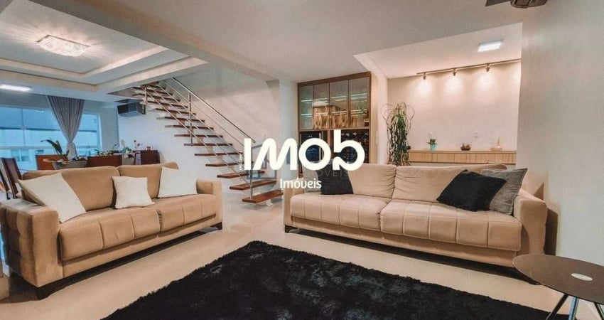 Duplex com 3 Suítes, Amizade