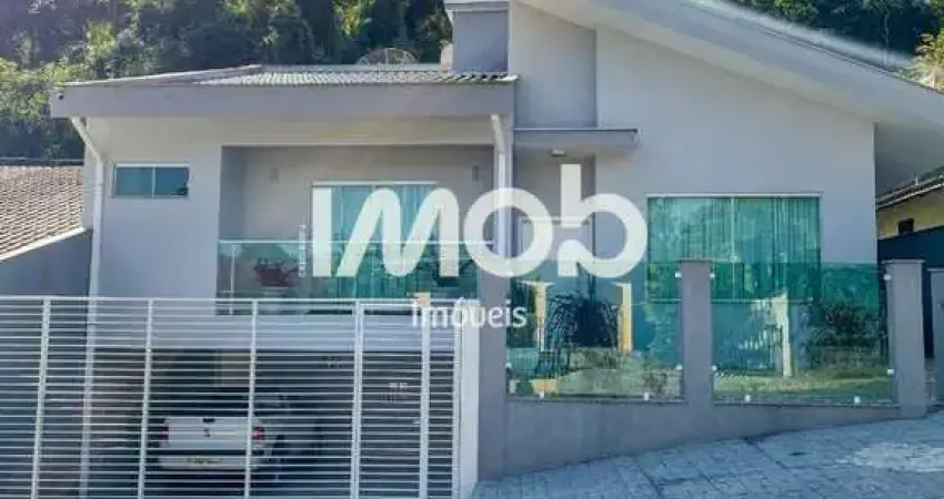 Casa mobiliada com 1 suíte + 2 quartos, centro de guaramirim - sc