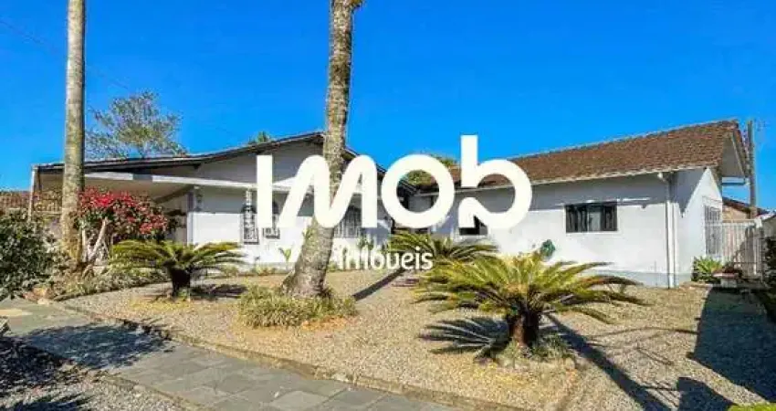 Casa com 1 Suíte + 3 Quartos, Bairro Imigrantes - Guaramirim