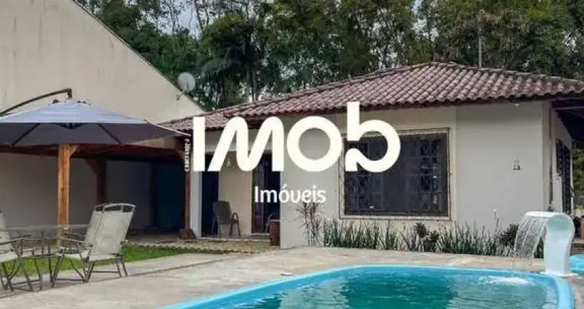 Casa com 3 quartos sendo 2 suítes - Barra do Rio Cerro