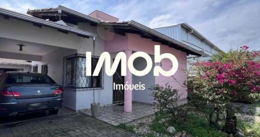 Casa com 1 suíte + 2 quartos, João Pessoa - Jaraguá do Sul