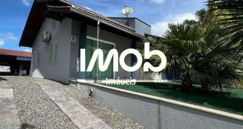 Casa com 3 quartos, Nova Esperança - Guaramirim