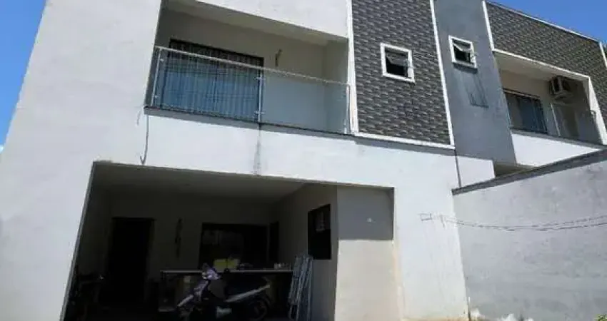 Casa geminada com 1 suíte + 2 quartos, chico de paulo - jaraguá do sul