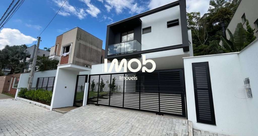 Casa Alto Padrão com 4 Suítes, Amizade - Jaraguá do Sul