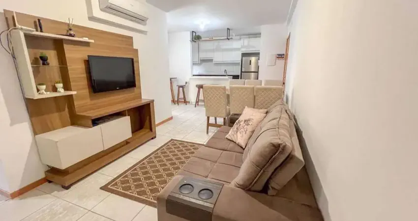 Apartamento mobiliado com 2 quartos, centro de balneário piçarras
