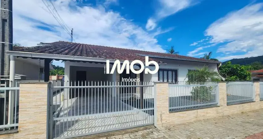 Casa com 3 quartos à venda no São Luís, Jaraguá do Sul 