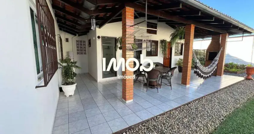 CASA COM 2 DORMITÓRIOS, BARRA DO RIO CERRO - JARAGUÁ DO SUL