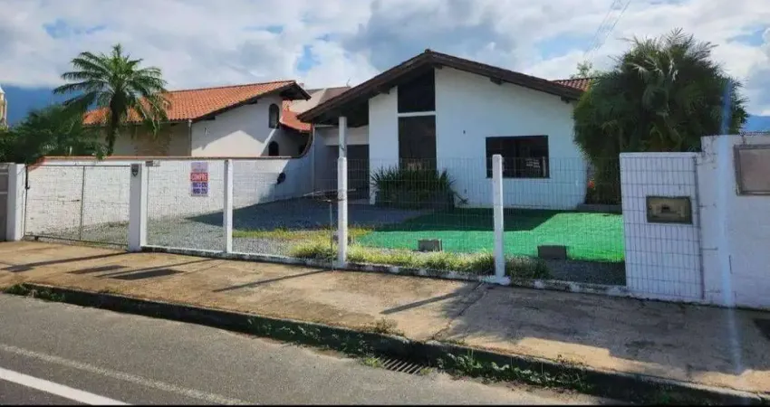 Casa com 3 quartos à venda no Nereu Ramos, Jaraguá do Sul 