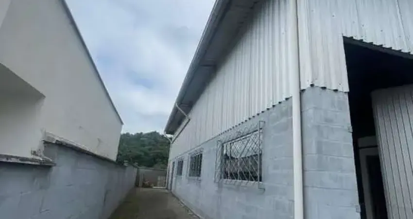 Casa à venda na Barra do Rio Cerro, Jaraguá do Sul 