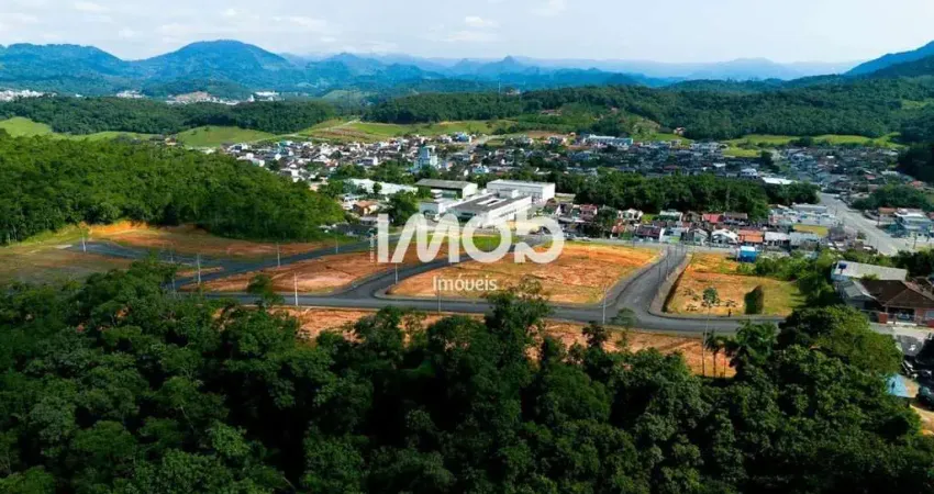 Terreno à venda no Santo Antônio, Jaraguá do Sul 