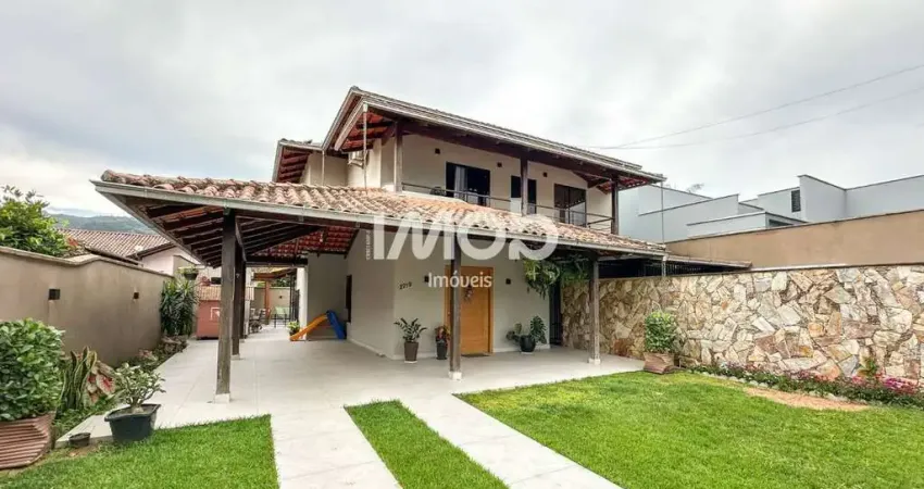 Casa com 1 suíte + 2 quartos, ilha da figueira em jaraguá do sul