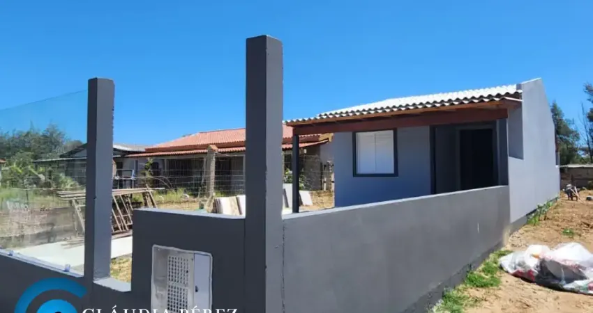 Casa com 2 quartos à venda na Rua Callil Miguel Allen, 5551997186, Centro, Balneário Pinhal