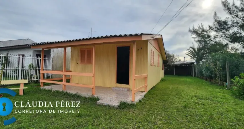 Casa de madeira - sindipolo/balneário pinhal - oportunidade