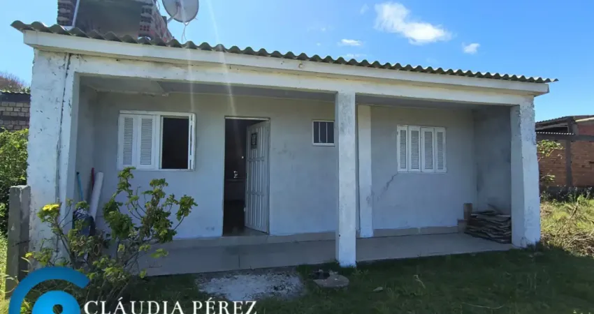 Casa em balneário pinhal - pinhal sul/ 02 dortmitórios - 01 banheiro