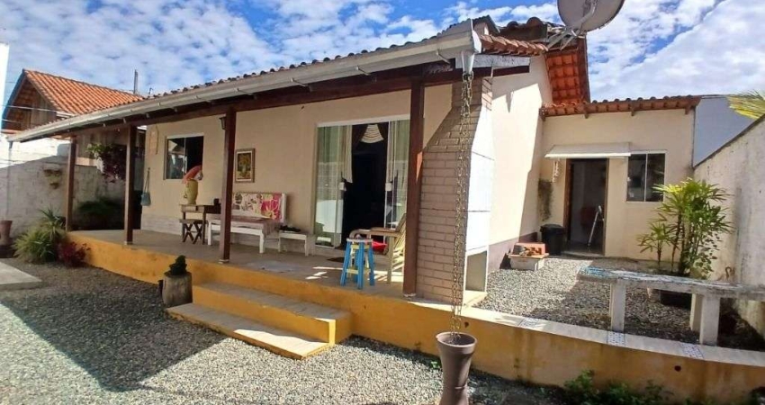 Casa com 2 dormitórios à venda, 130 m² por R$ 455.000 - Itajuba - Barra Velha/SC
