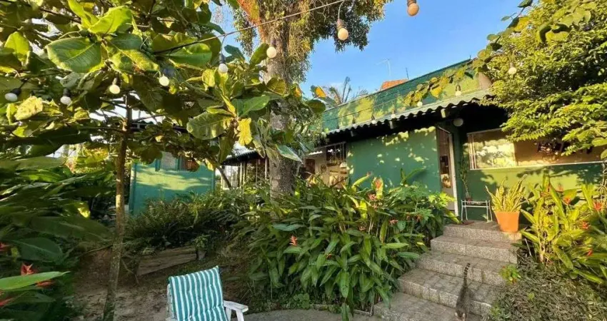 Casa com 3 dormitórios à venda, 116 m² por R$ 395.000,00 - Itajuba - Barra Velha/SC