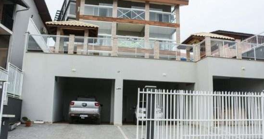 Sobrado com 3 dormitórios à venda, 450 m² por R$ 2.280.000,00 - Itajuba - Barra Velha/SC