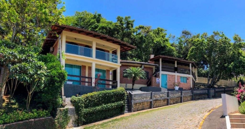 Casa com 4 dormitórios à venda, 180 m² por R$ 1.500.000,00 - Itajuba - Barra Velha/SC