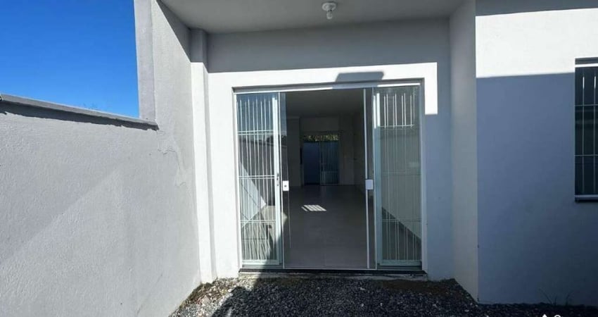 Casa com 2 Dormitórios e Quintal – Locação Anual no Bairro Itajuba, Barra Velha