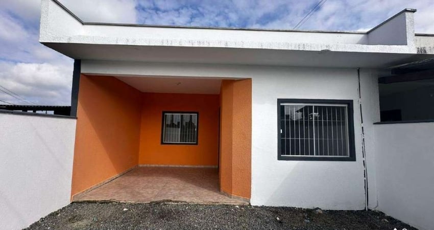 Casa com 2 dormitórios, amplo terreno e excelente localização no Bairro Itajubá em Barra Velha