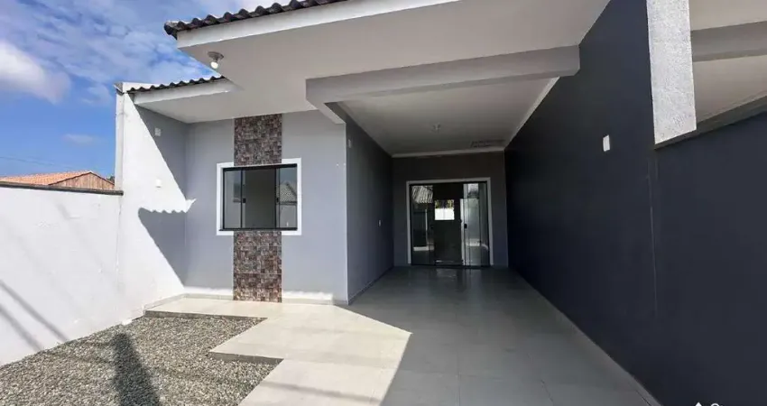 Casa com 2 dormitórios sendo 1 suíte, área de festas e excelente localização no Bairro Itajubá em Barra Velha