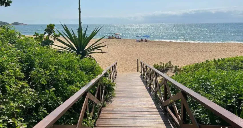 Duplex mobiliado pé na areia no estaleiro – balneário camboriú/sc