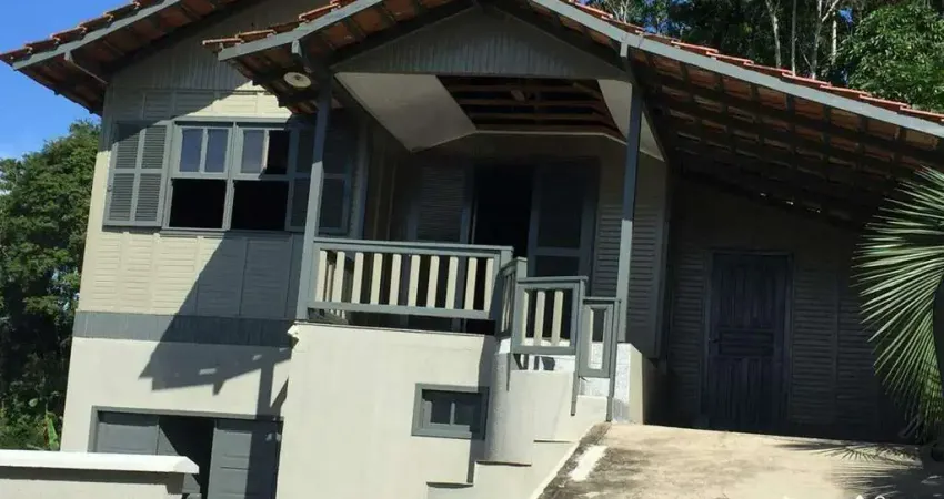 Imóvel com duas casas no bairro itajuba – excelente para investimento!