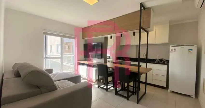 Apartamento, 02 dormitórios para locação anual na Praia Brava