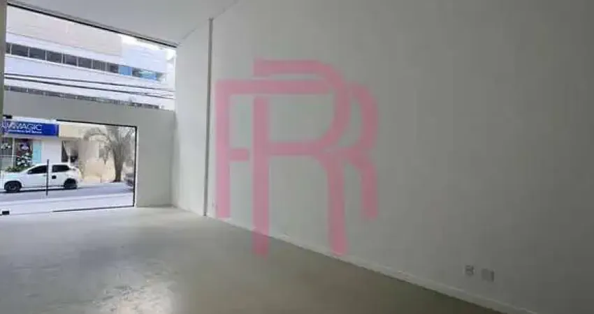 Sala para locação anual no bairro pioneiros em balneário camboriú.