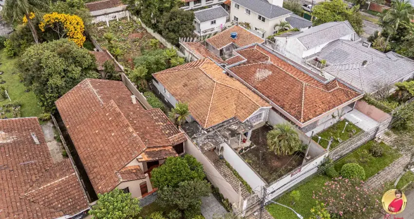 Imóvel para venda tem 696 metros quadrados em Jardim Social - Curitiba - PR