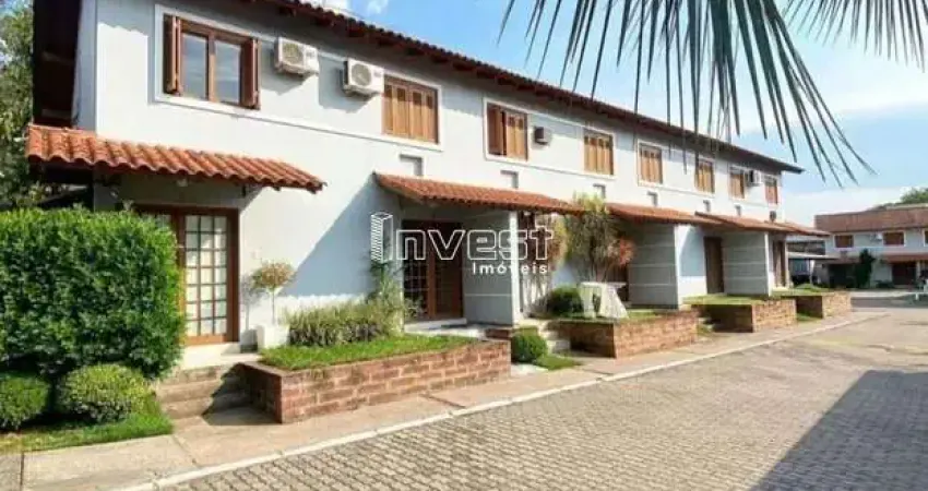 Duplex a poucos da Cadetral.