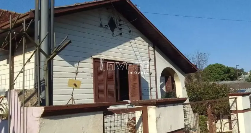 Casa comercial e amplo terreno