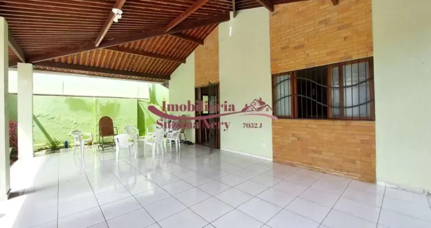 Casa com 3 quartos à venda na Rua Tomás Matias, 122, Nova Parnamirim, Parnamirim