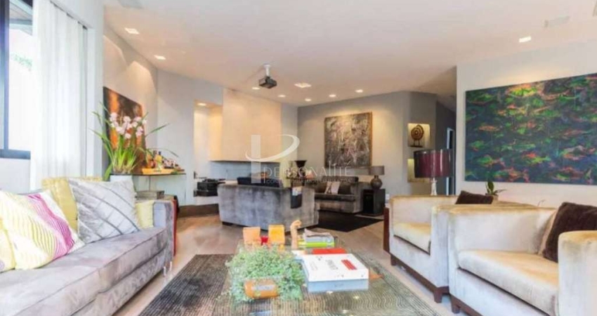 Apartamento, 220m², 4 quartos sendo 3 suítes, 3 vagas, para venda, Campo Belo.