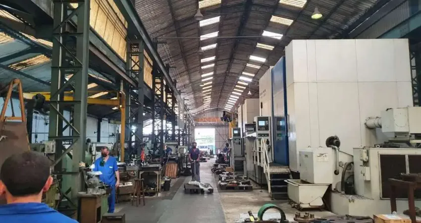 Barracão / Galpão / Depósito com 4 salas para alugar na Avenida Celso Garcia, 1, Tatuapé, São Paulo