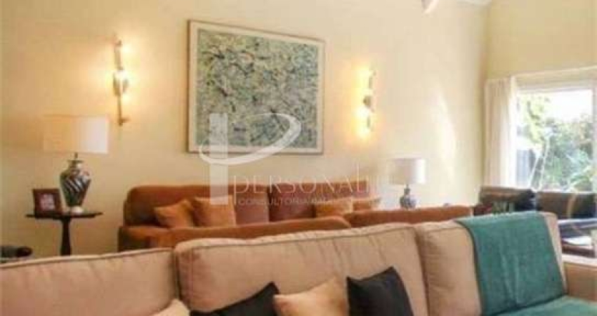 Casa Brooklin Alto Padrão 550m2 útil 900m2 terreno 4 Dorm. 02 Suítes Lareira 7 Vagas à venda, Brookl