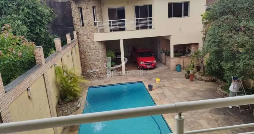 Magnifico sobrado com piscina e 10 vagas com edícula externa