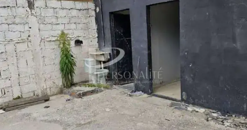 Aluguel de Galpão com Escritório – 750 m² – Av. Oliveira Freire Excelente oportunidade para sua empresa! Galpão amplo com: Área total de 750 m² Escritório integrado 2 banheiros 2 barracões amplos