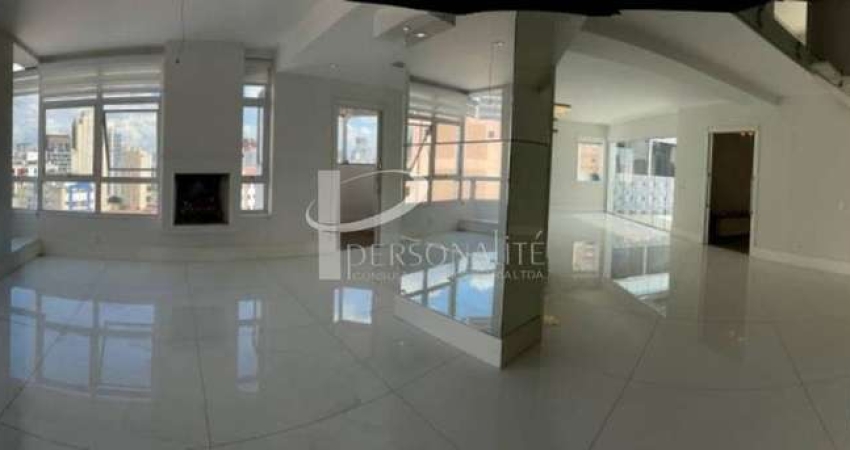 Cobertura duplex, 250 m2, 3 quartos sendo 3 suítes, churrasqueira e piscina privativas, para venda, Vila Nova Conceição.