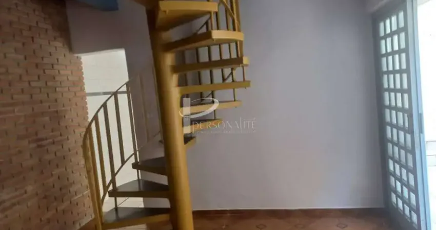 Sobrado de fundos, 160 m2, 2 quartos, 1 vaga, para locação, tatuapé.