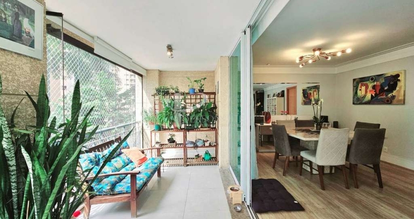 Apartamento em Condomínio Clube no Brooklin, 167 m², 3 dormitórios sendo 3 suítes, 3 vagas, para venda.